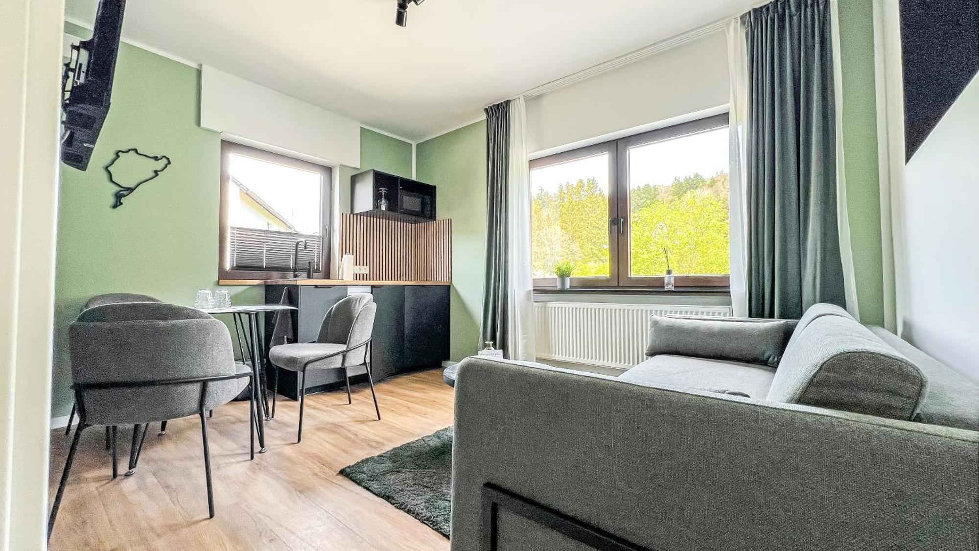 Hotel Zweite Heimat Nuerburg Кельберг Экстерьер фото